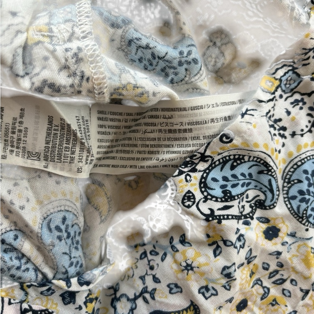NWT Hollister Paisley Skort - Picture 7 of 8